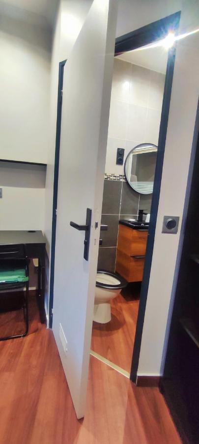 Hotel Moderne Saint-Denis  Dış mekan fotoğraf