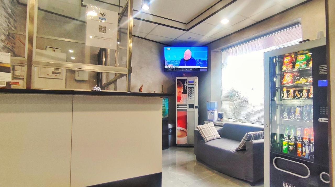 Hotel Moderne Saint-Denis  Dış mekan fotoğraf