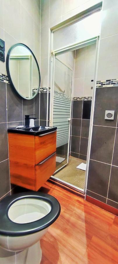 Hotel Moderne Saint-Denis  Dış mekan fotoğraf