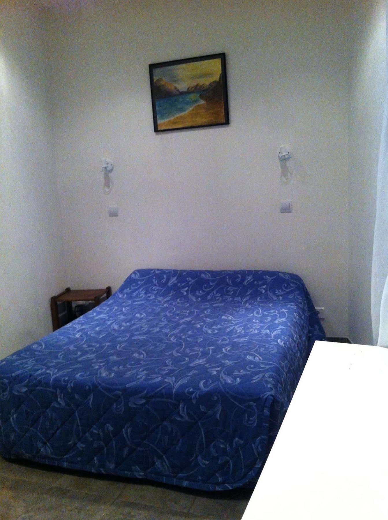 Hotel Moderne Saint-Denis  Dış mekan fotoğraf