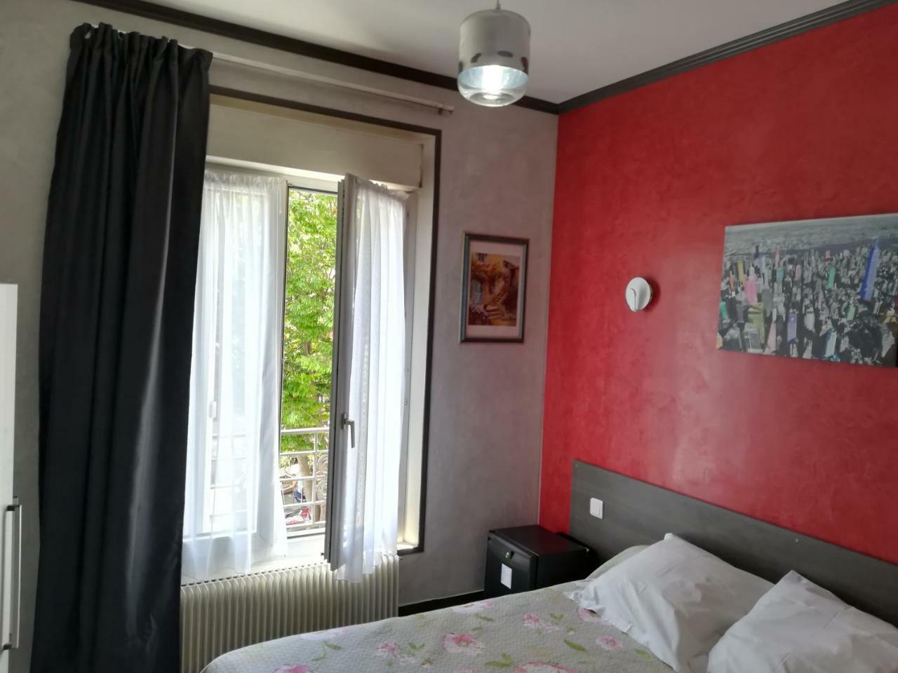 Hotel Moderne Saint-Denis  Dış mekan fotoğraf